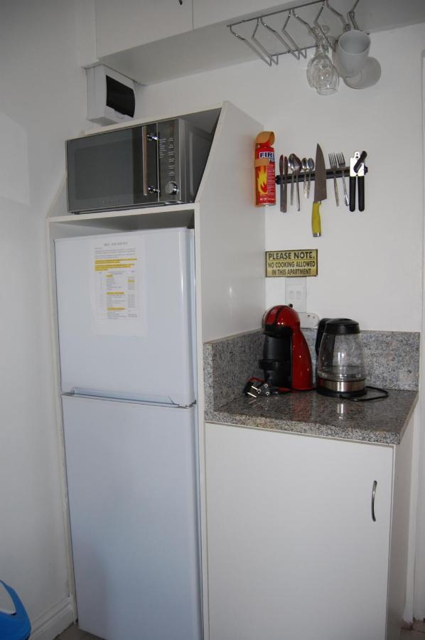Rjs Guesthouse Durban Zewnętrze zdjęcie