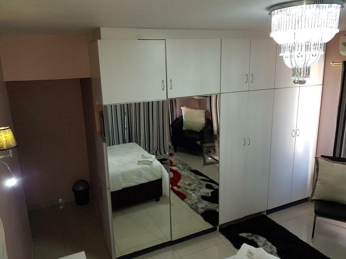 Rjs Guesthouse Durban Zewnętrze zdjęcie
